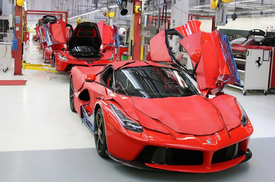  Ferrari LaFerrari 2015 года  (фото 49 из 56)